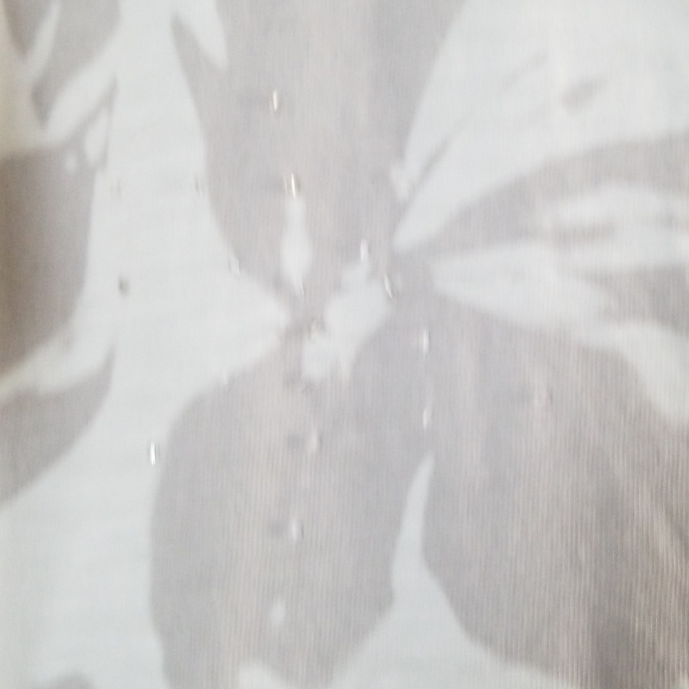 Top - Picture 2 of 3